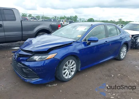 2018 Toyota Camry Le из США, поврежденный, VIN JTNB11HK7J3066378
